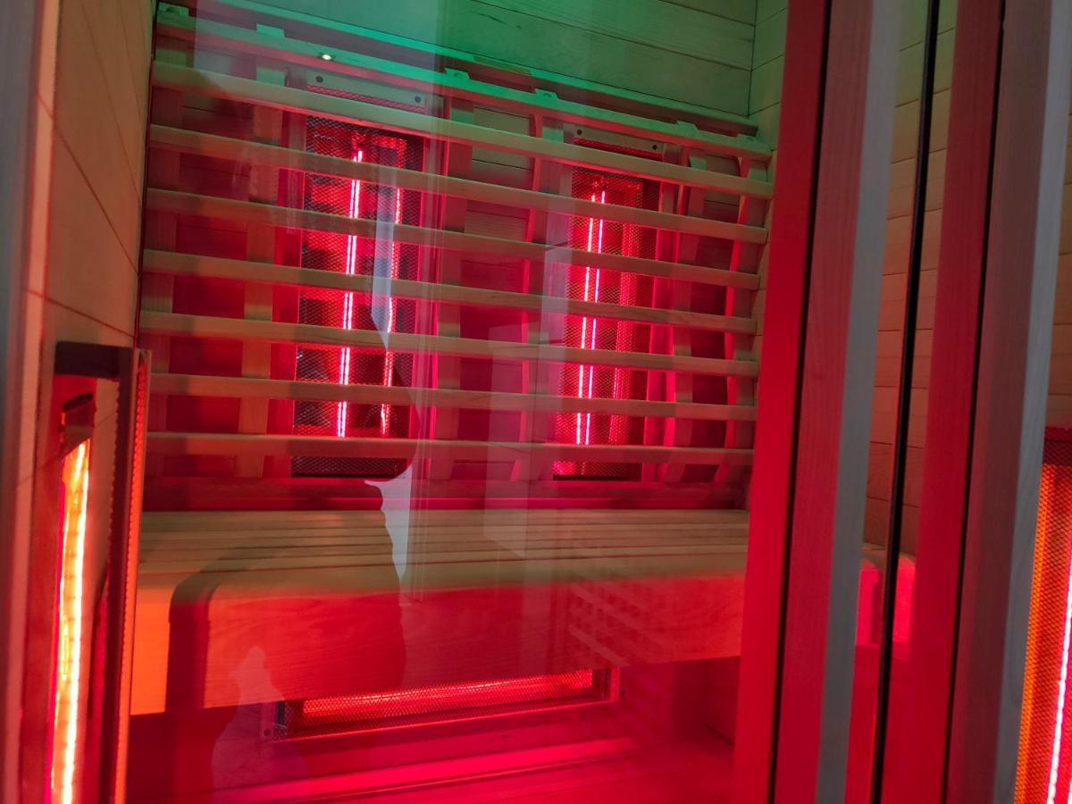Aparthotel Cristine 2*